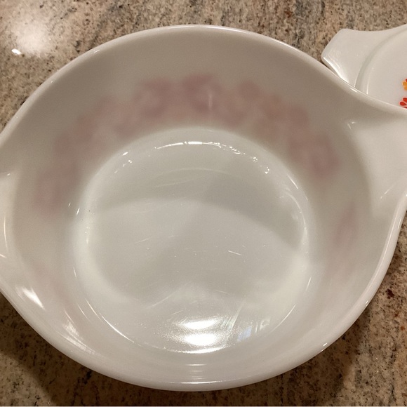 Pyrex 2.5 qt casserole in Friendship pattern - Picture 4 of 6